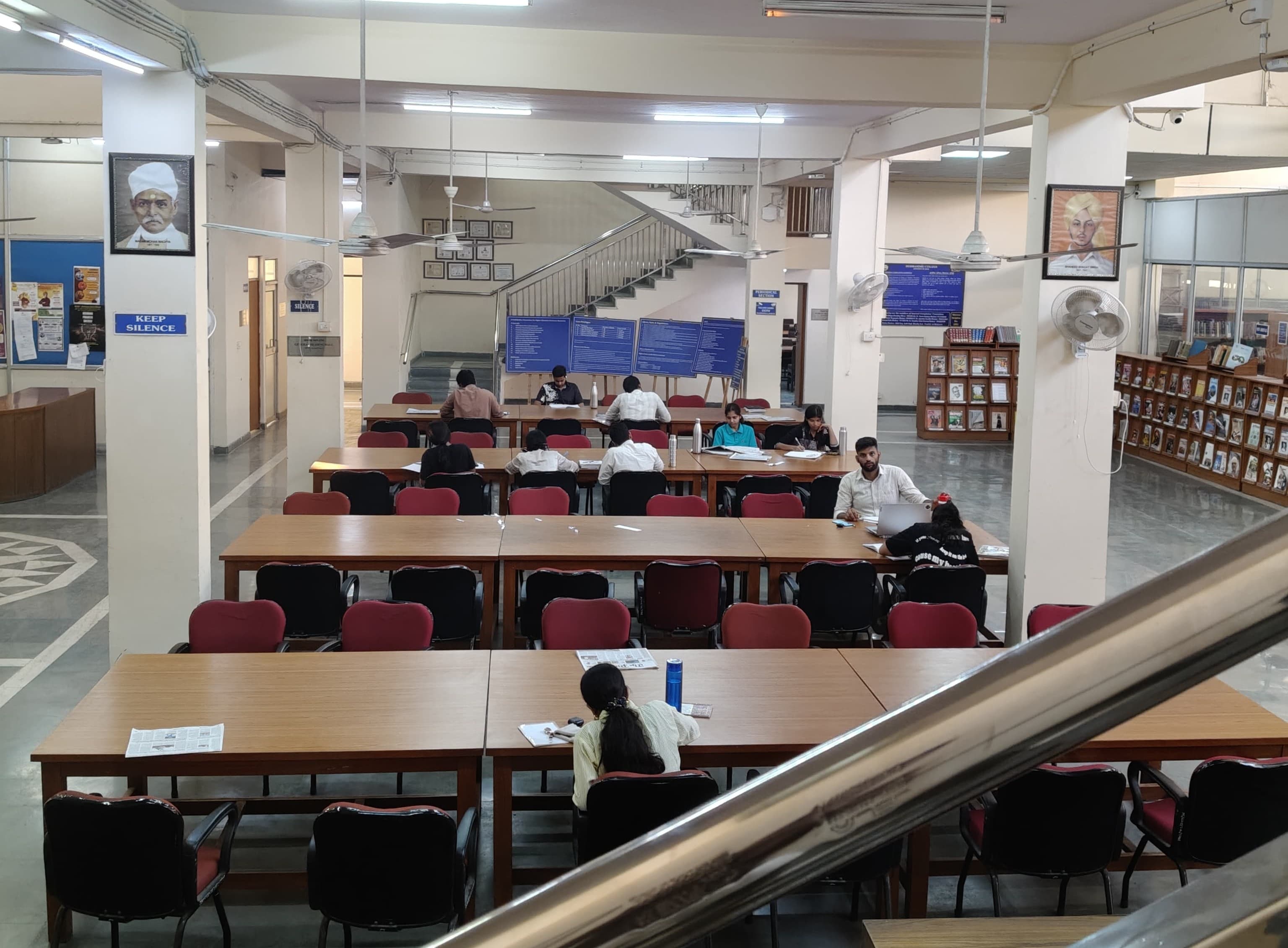 Deshbandhu College Academic photo 17